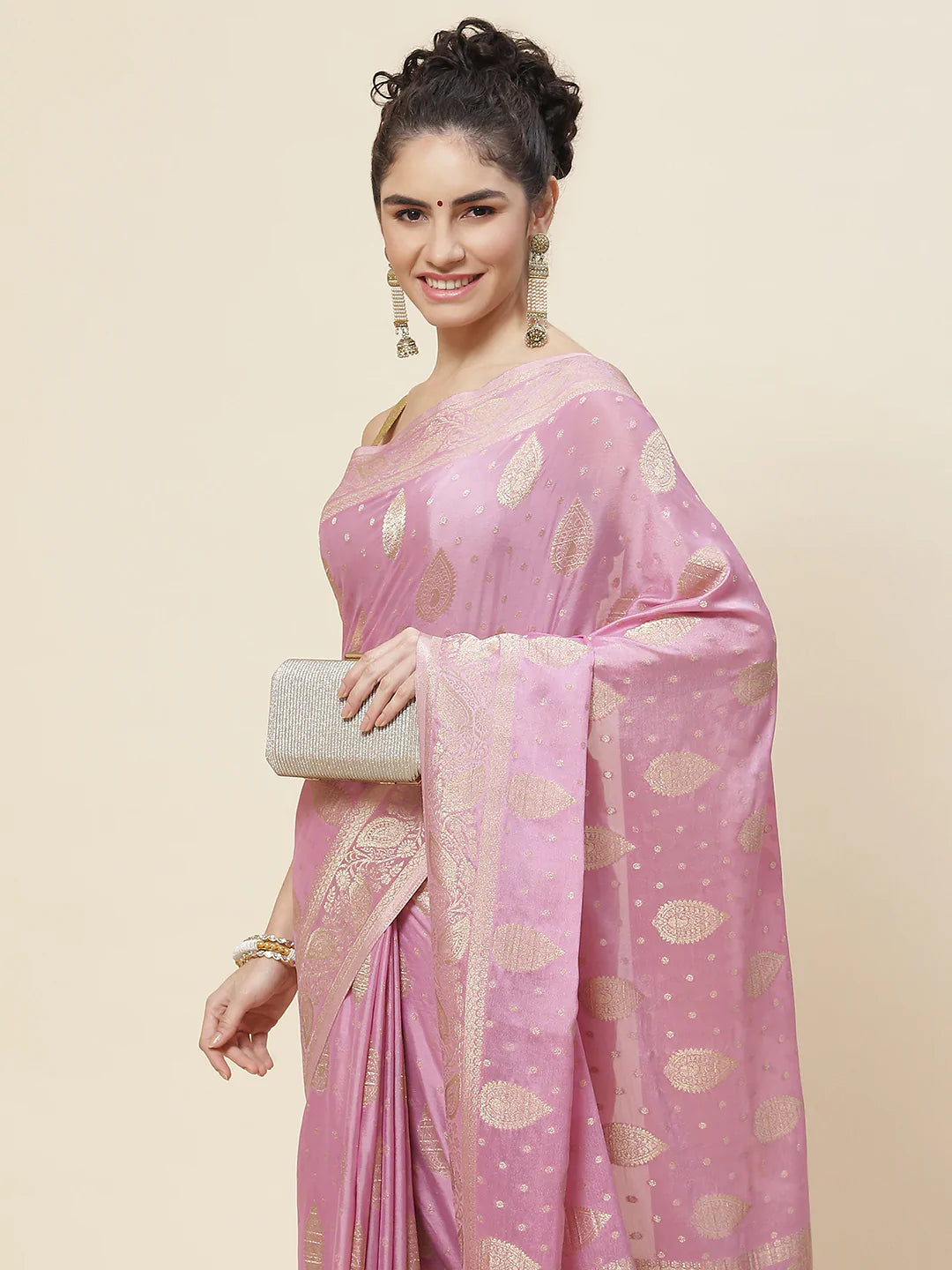 Zari Booti Crepe Plain Saree
