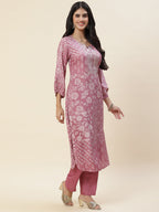 Floral Printed Muslin Kurta With Pants