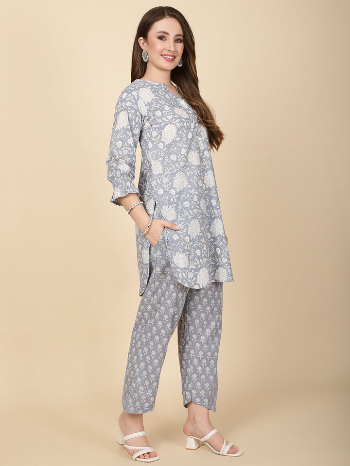 Floral Printed Cotton Kurti With Pants