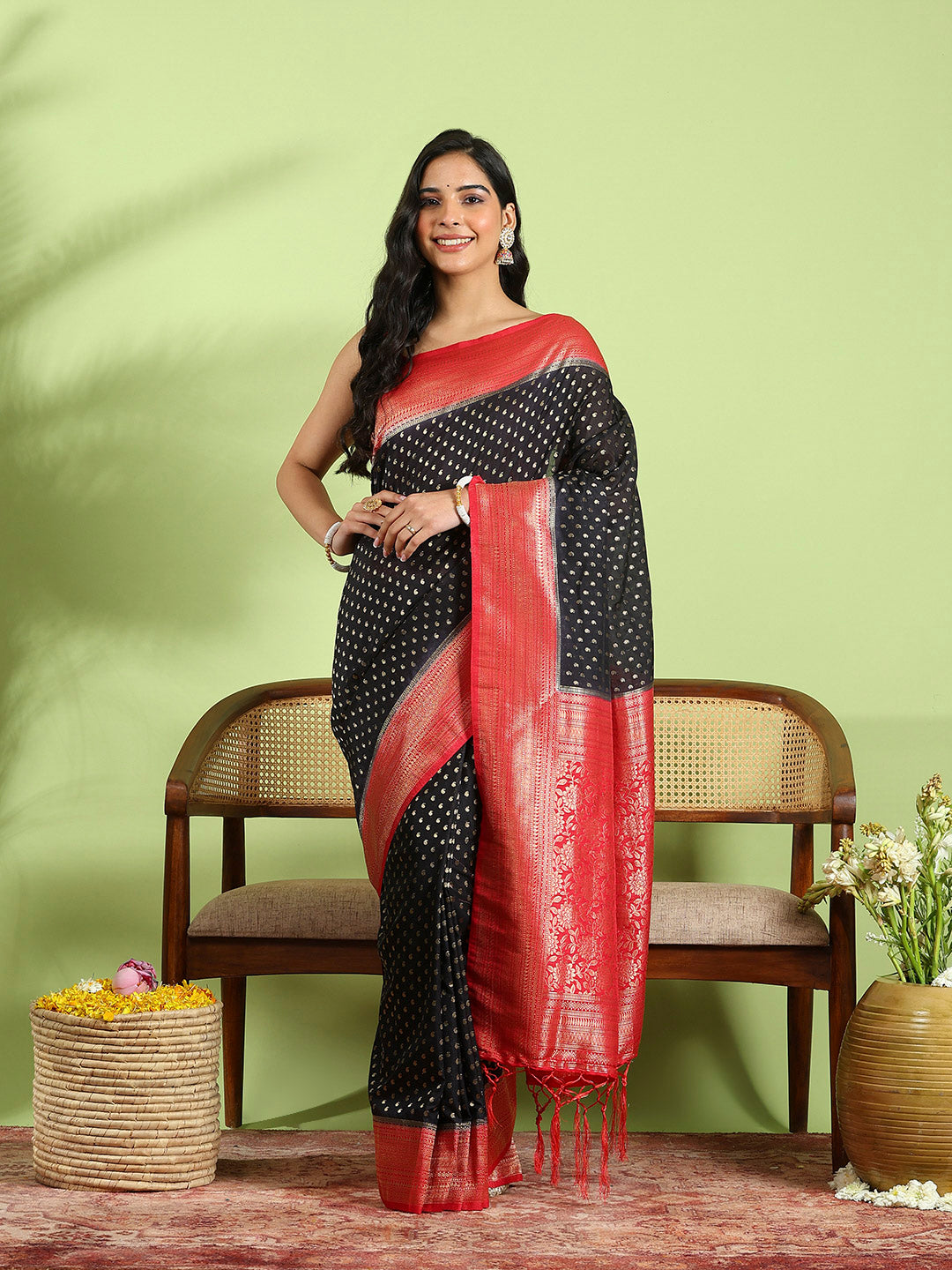 Plain Crepe Saree