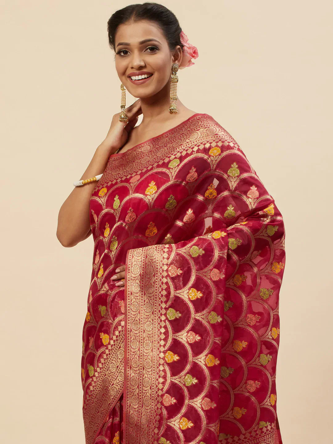 Zari Jaal Handloom Woven Saree