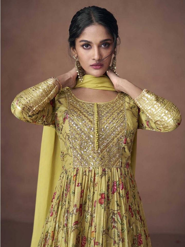 Floral Printed Organza Suit Set With Dupatta &amp; Churidar