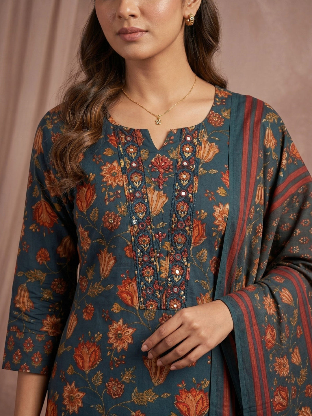 Blue Embroidered Cotton Blend Straight Round Neck Suit Set
