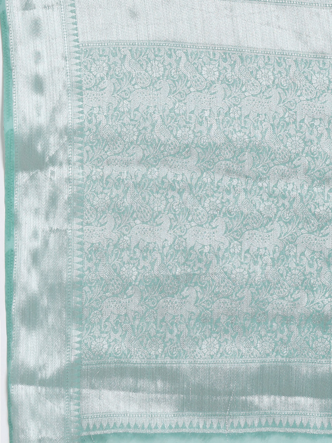 Zari Jaal Georgette Woven Saree