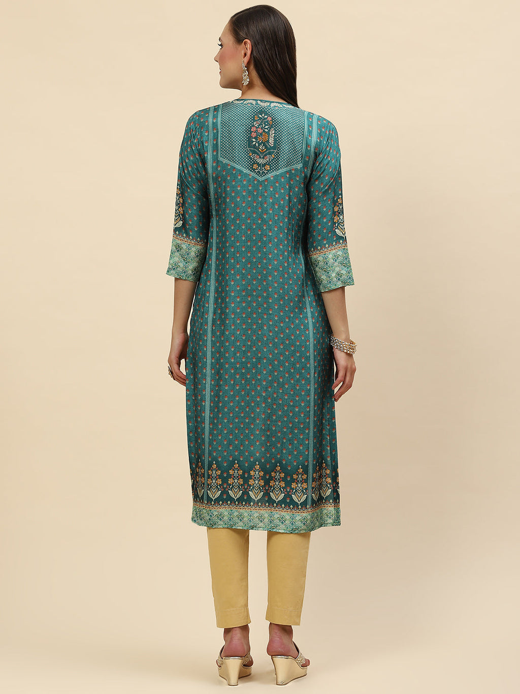 Neck Embroidered & Printed Handloom Kurta