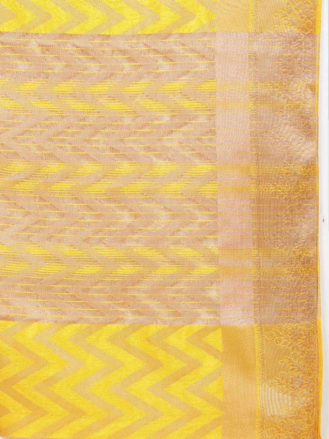 Zari Jaal Woven Handloom Saree