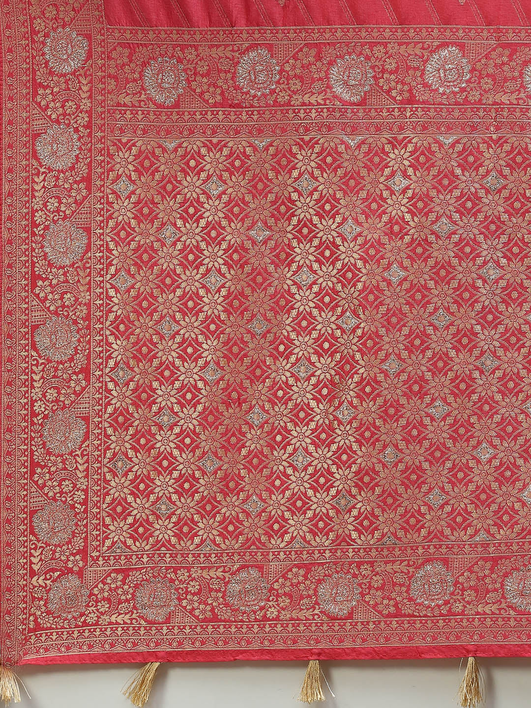 Zari Jaal Handloom Woven Saree