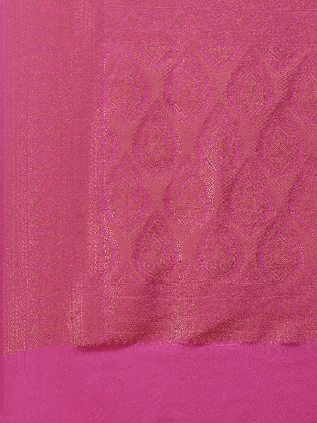 Zari Jaal Handloom Woven Saree