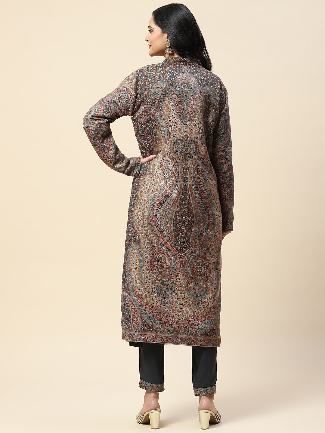 Resham Jaal Woven Pashmina Kurta With Pants &amp; Jacket