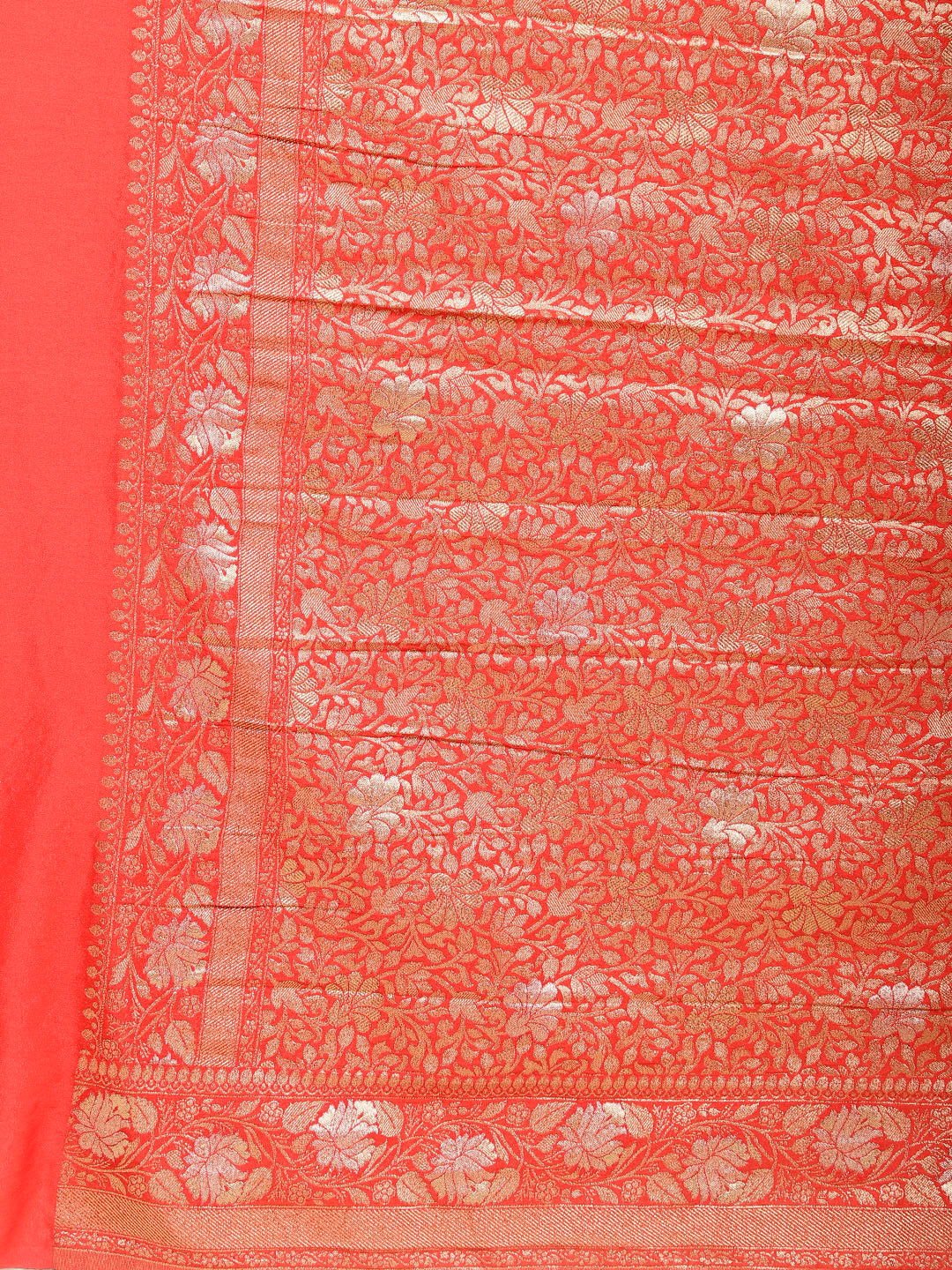 Zari Jaal Woven Crepe Saree