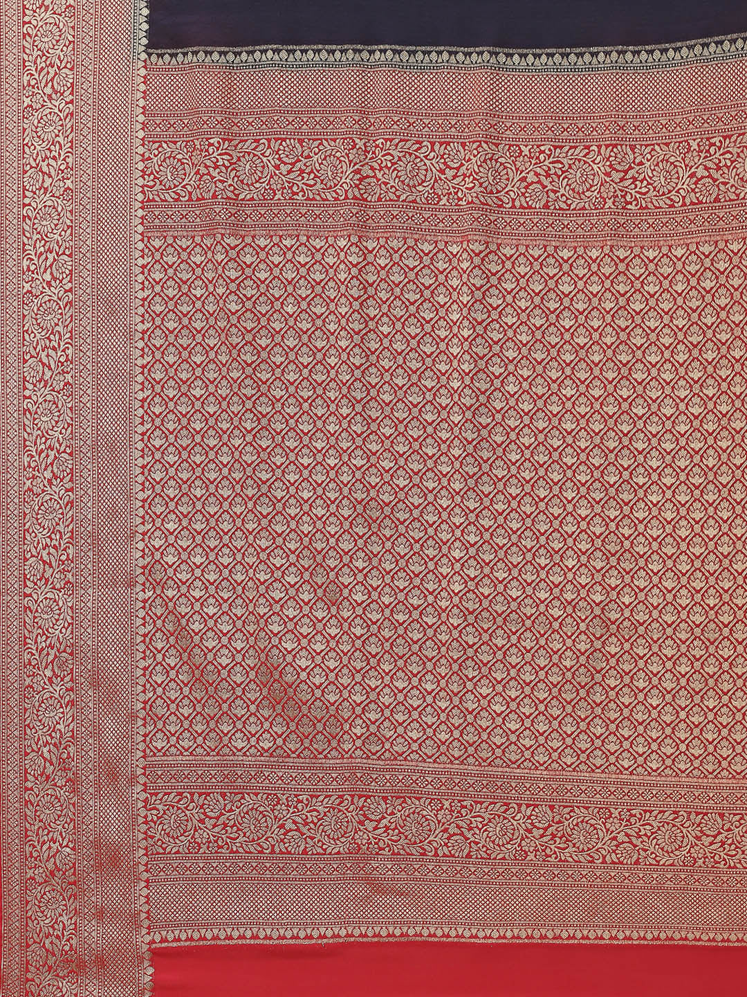 Zari Border Plain Crepe Saree