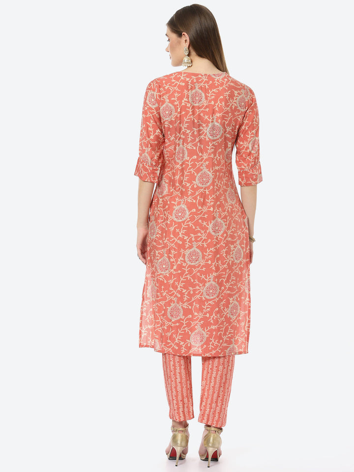 Resham Zari Neck Embroidered Printed Chanderi Kurta With Pant