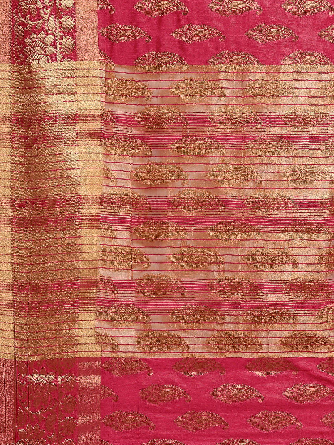 Zari Border Booti Art Handloom Woven Saree