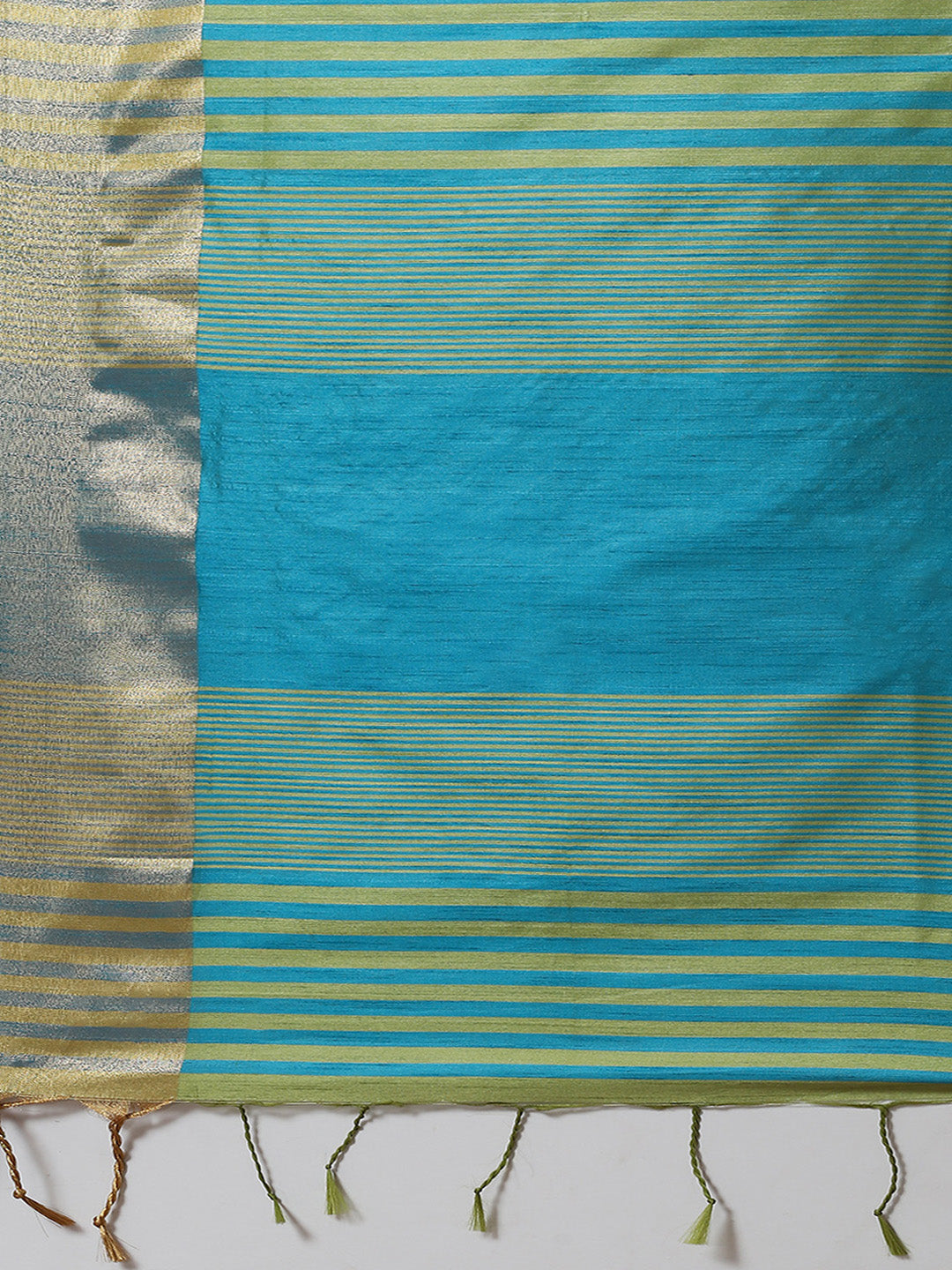 Plain Zari Border Woven Handloom Saree