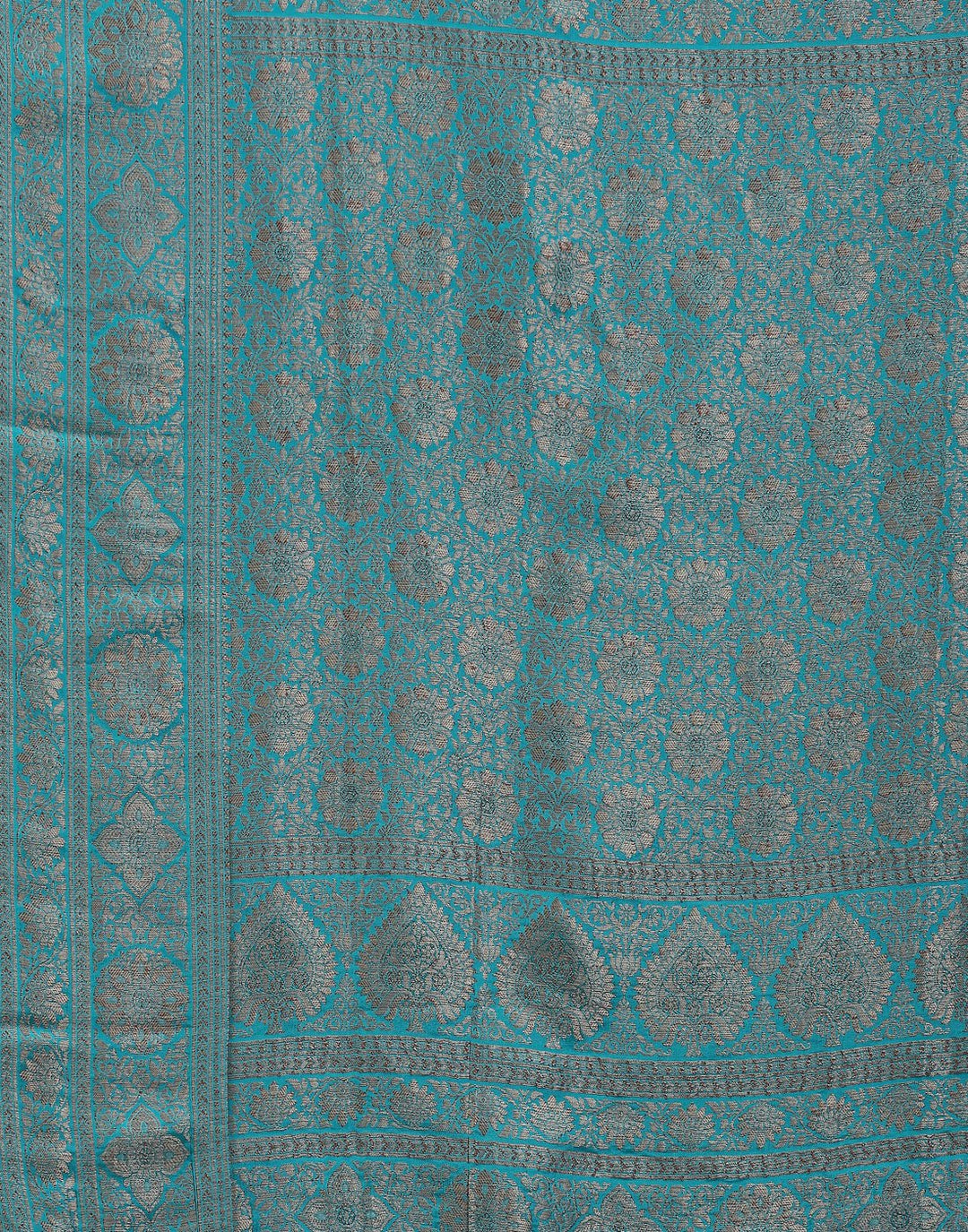 Elegant Crepe Saree With Beautiful Zari Jaal Weaves