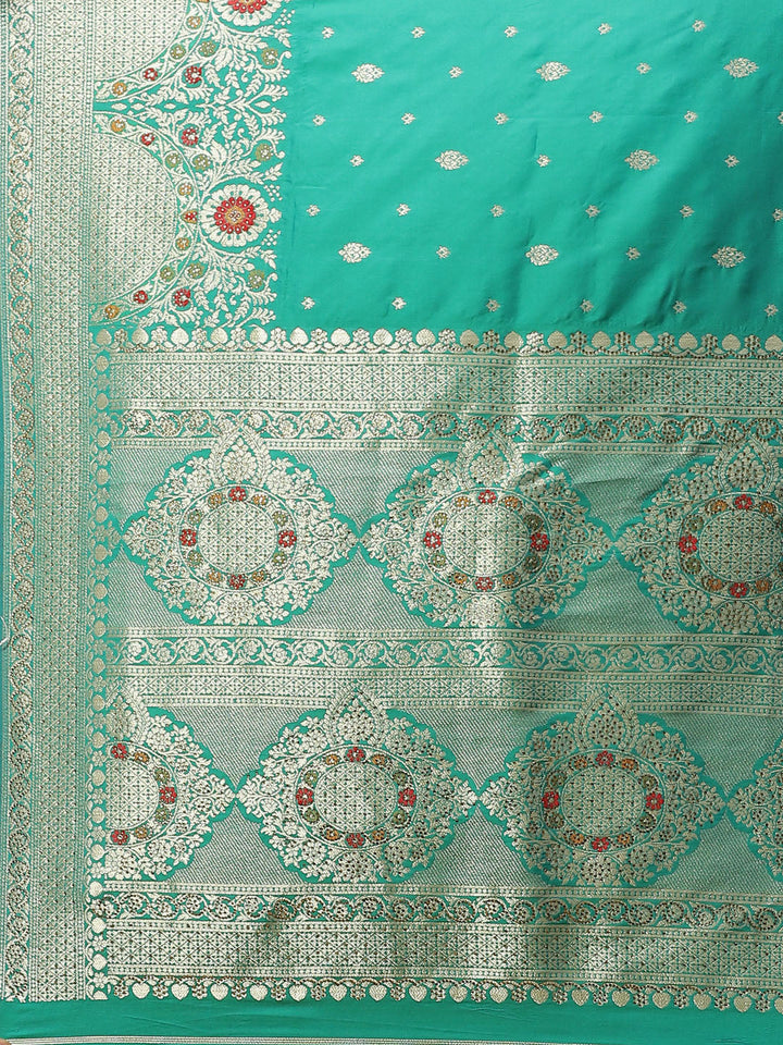 Banarasi Saree with Stone Booti