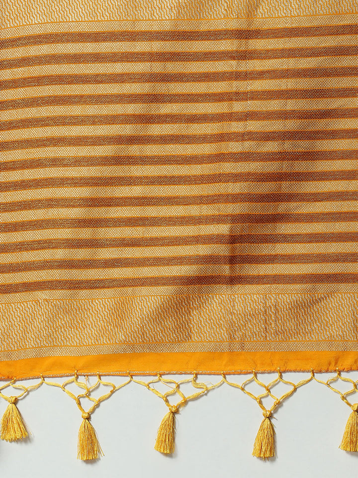 Zari Border Booti Woven Handloom Saree