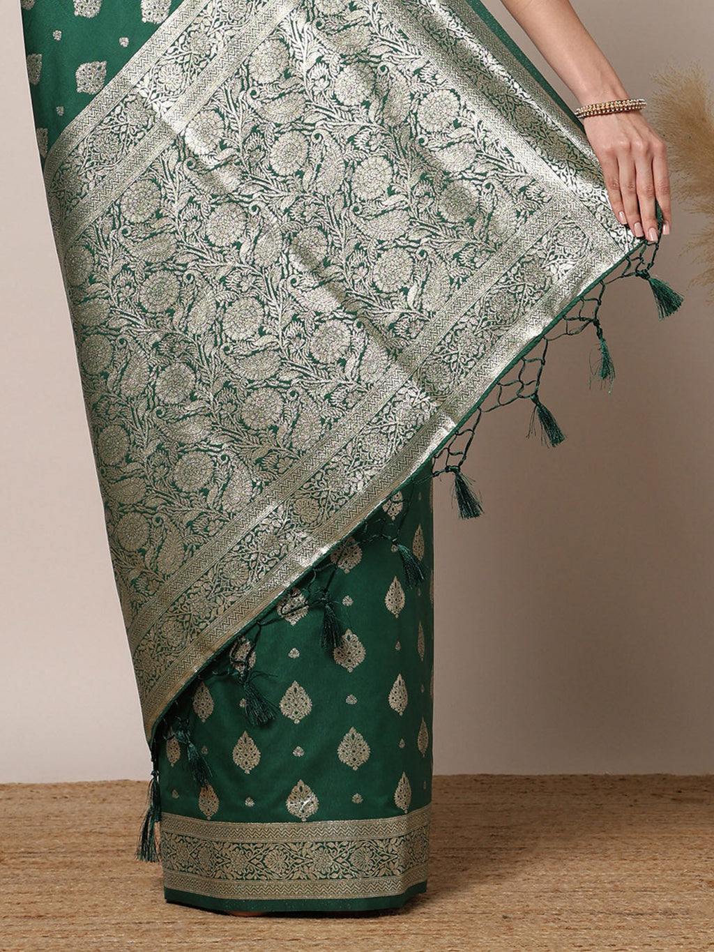 Woven Design Dola Silk Saree
