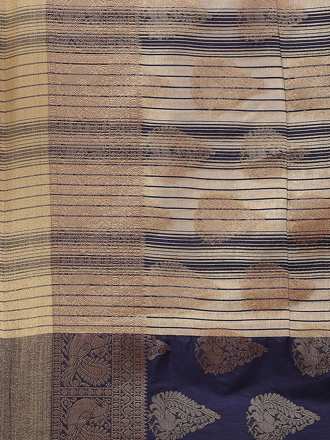 Zari Border Booti Art Handloom Woven Saree