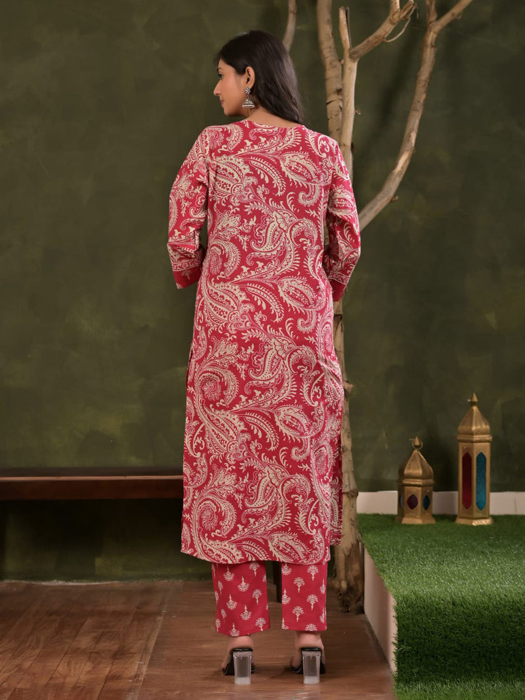 Magenta Embroidered Cotton Blend Straight Suit Set With Dupatta