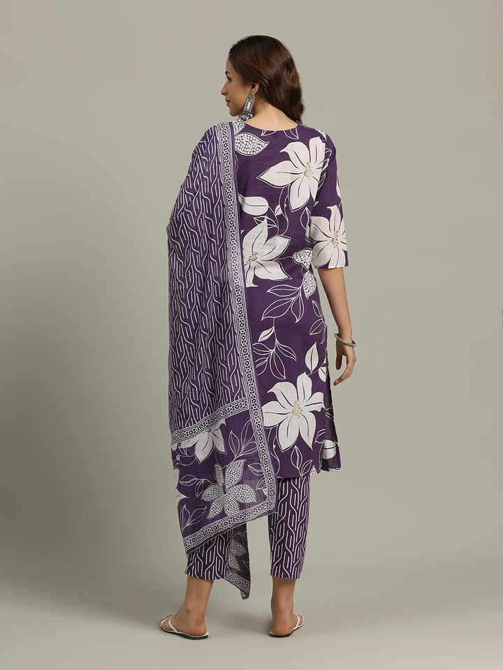 Floral Printed Cotton Blend Kurta With Pants &amp; Dupatta