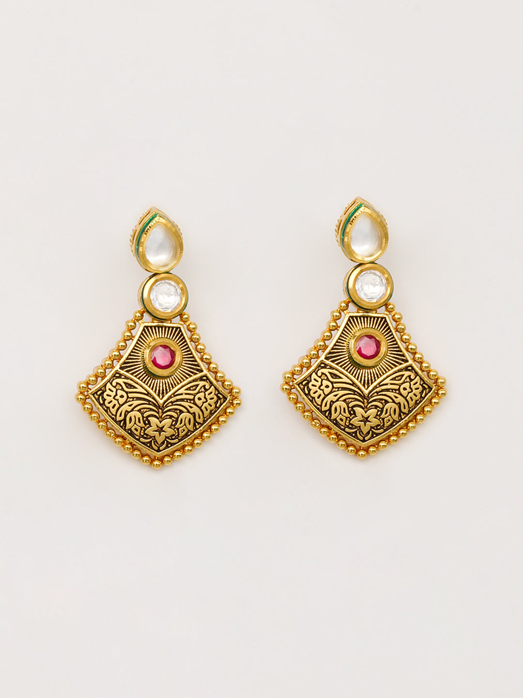 Gold Plated Kundan Necklace With Earrings