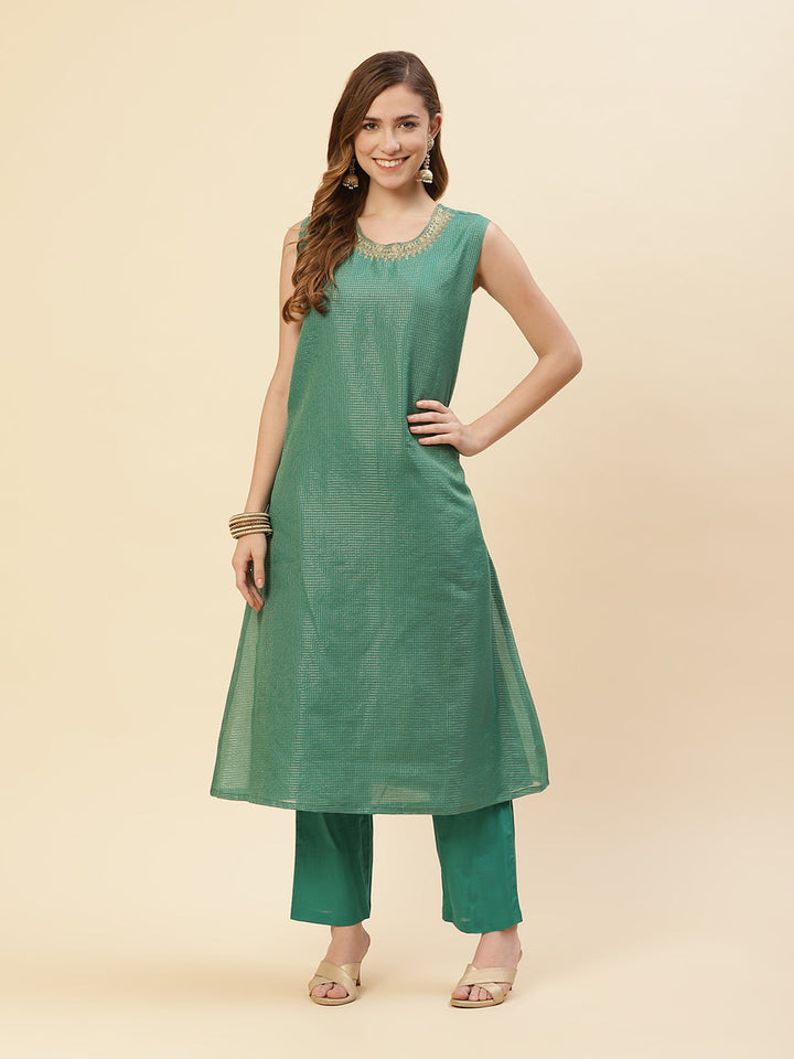 Embroidered Chanderi Kurti With Jacket And Pant