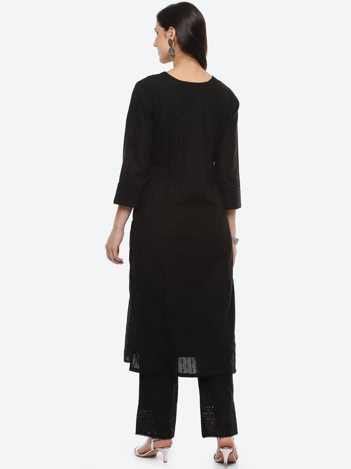 Thread Embroidered Cotton Kurta With Pant