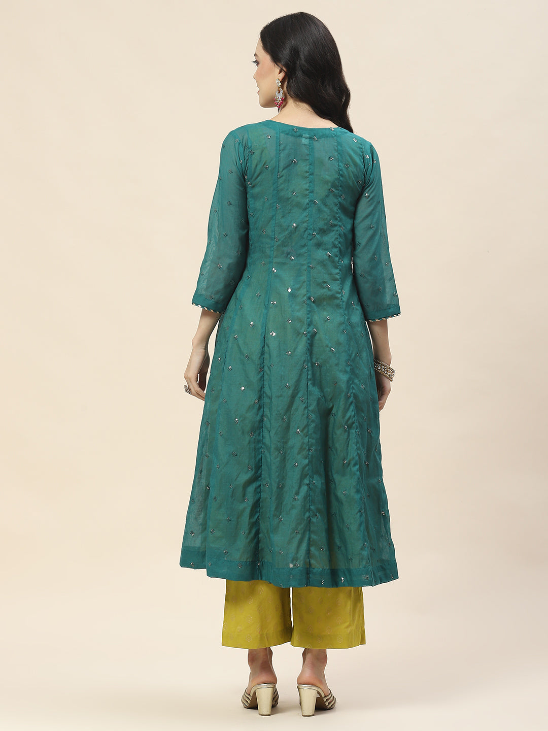 Embroidered Chanderi Kurta With Cape & Pants