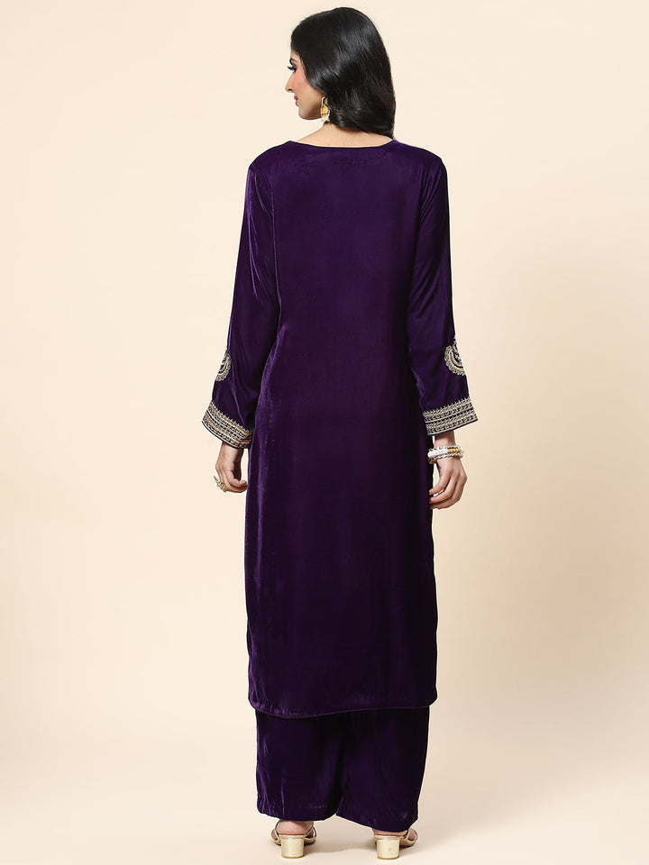 Zari Embroidered Velvet Kurta With Palazzo