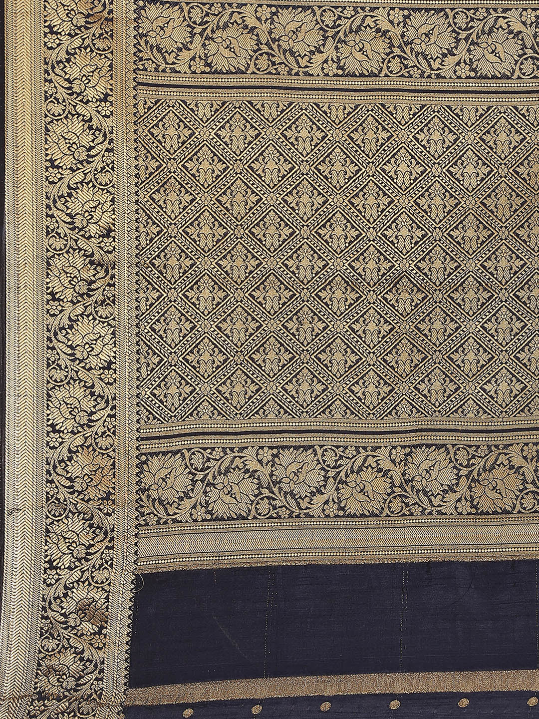 Art Handloom Saree with Zari Border Booti
