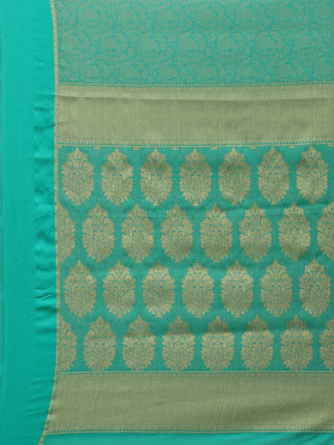 Light Brocade Georgette Plain Saree