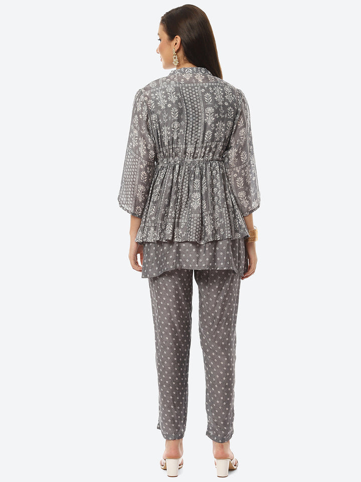 Floral Printed Muslin Kurti With Pant &amp; Jacket
