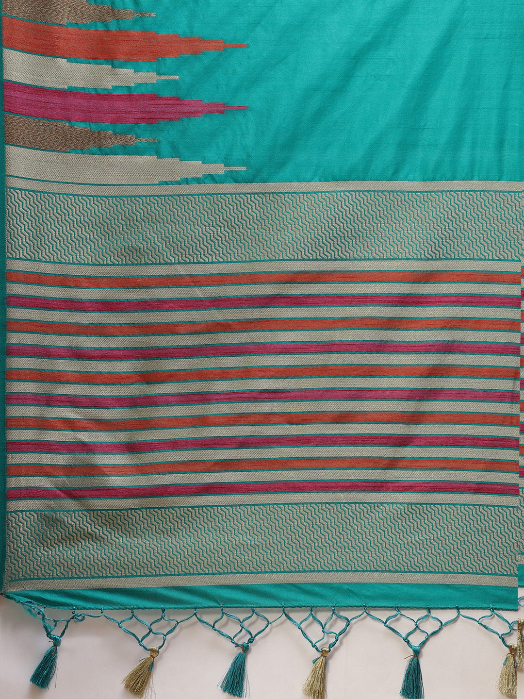 Plain Zari Border Handloom Woven Saree