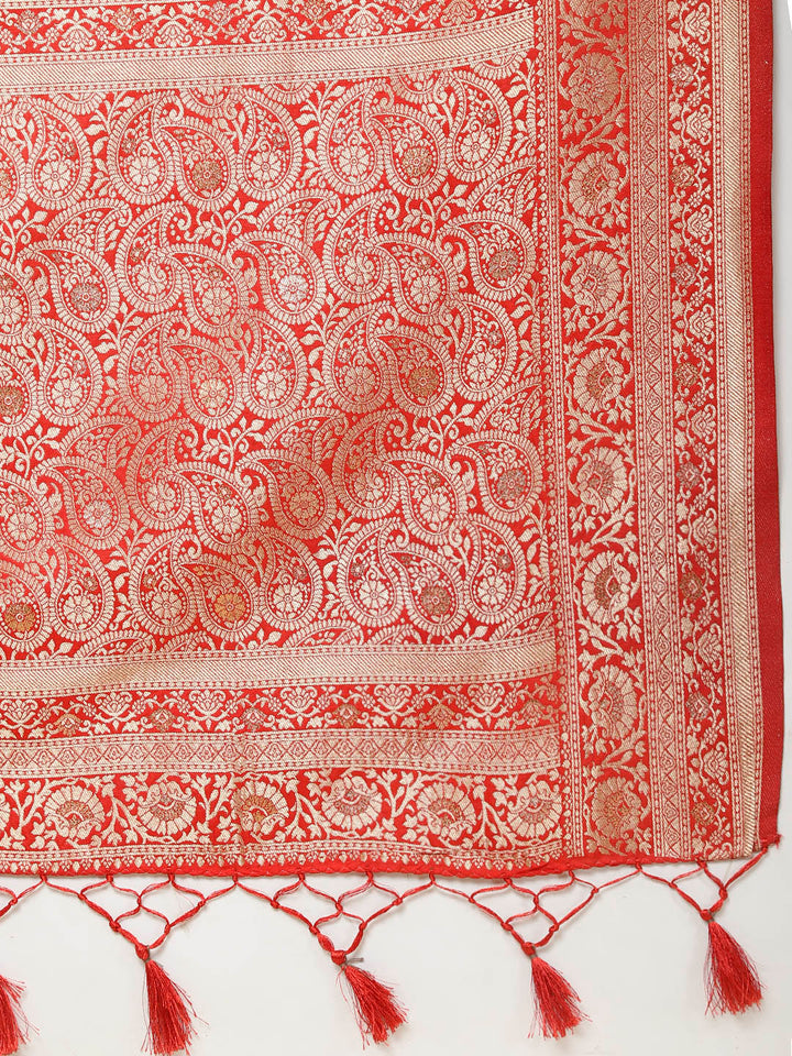 Zari Border Booti Woven Handloom Saree