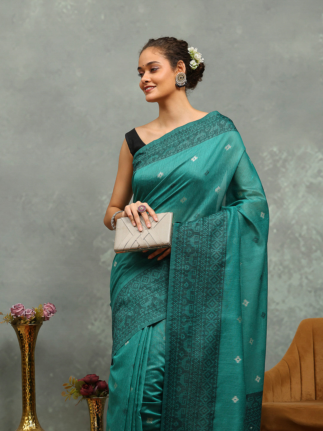 Woven Design Cotton Blend Saree