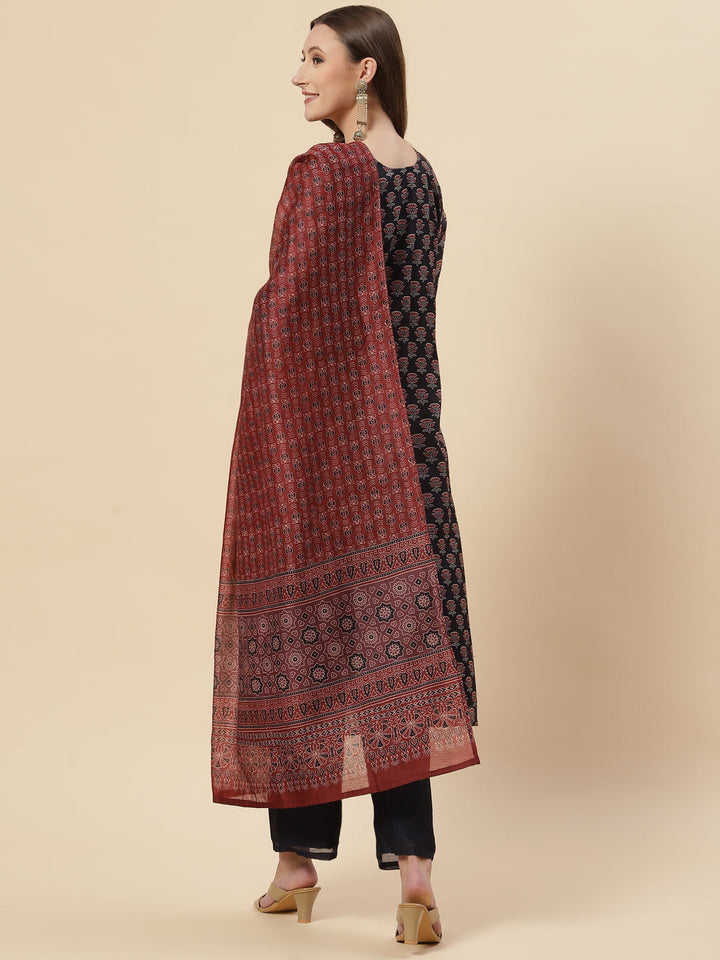 Printed Chanderi Kurta With Pants &amp; Dupatta