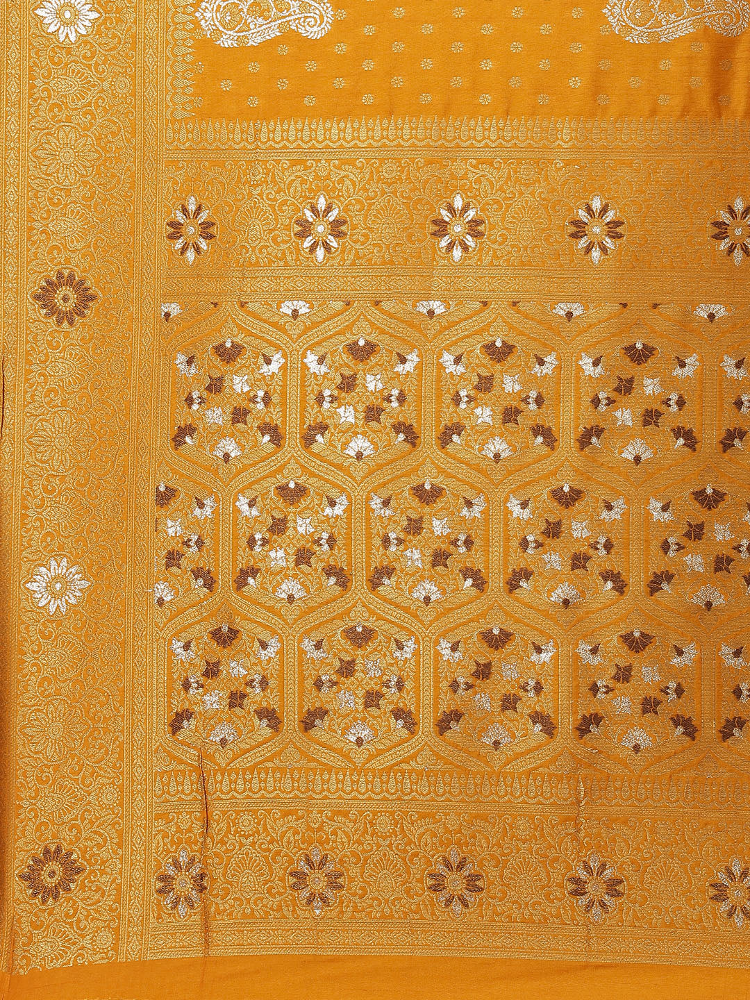 Zari Booti Handloom Woven Saree