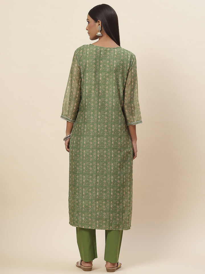 Floral Printed Chanderi Kurta With Pants