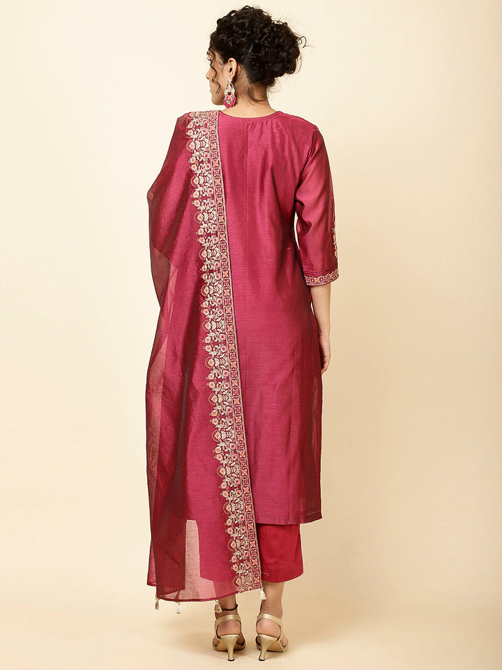 Neck Embroidered Chanderi Kurta With Pants &amp; Dupatta