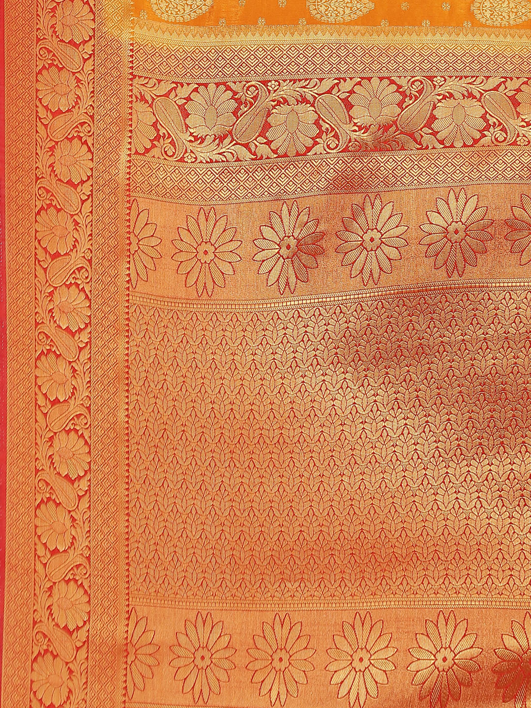 Zari Border Booti Art Handloom Saree With Running Blouse
