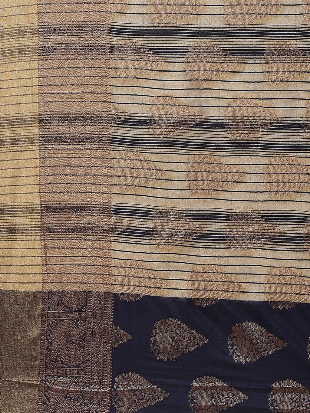 Zari Border Booti Art Handloom Woven Saree
