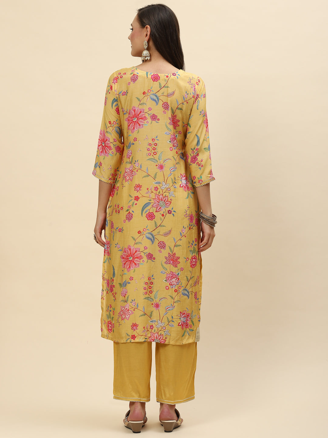 Neck Patti &amp; Floral Printed Muslin Kurta With Pants