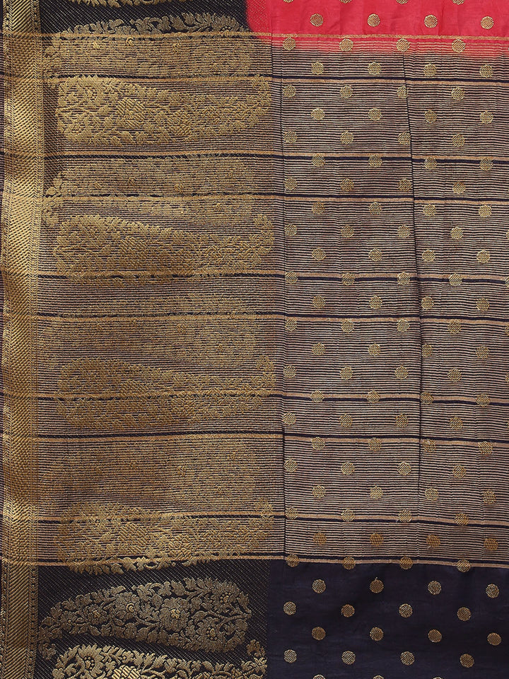 Zari Border Booti Art Handloom Woven Saree