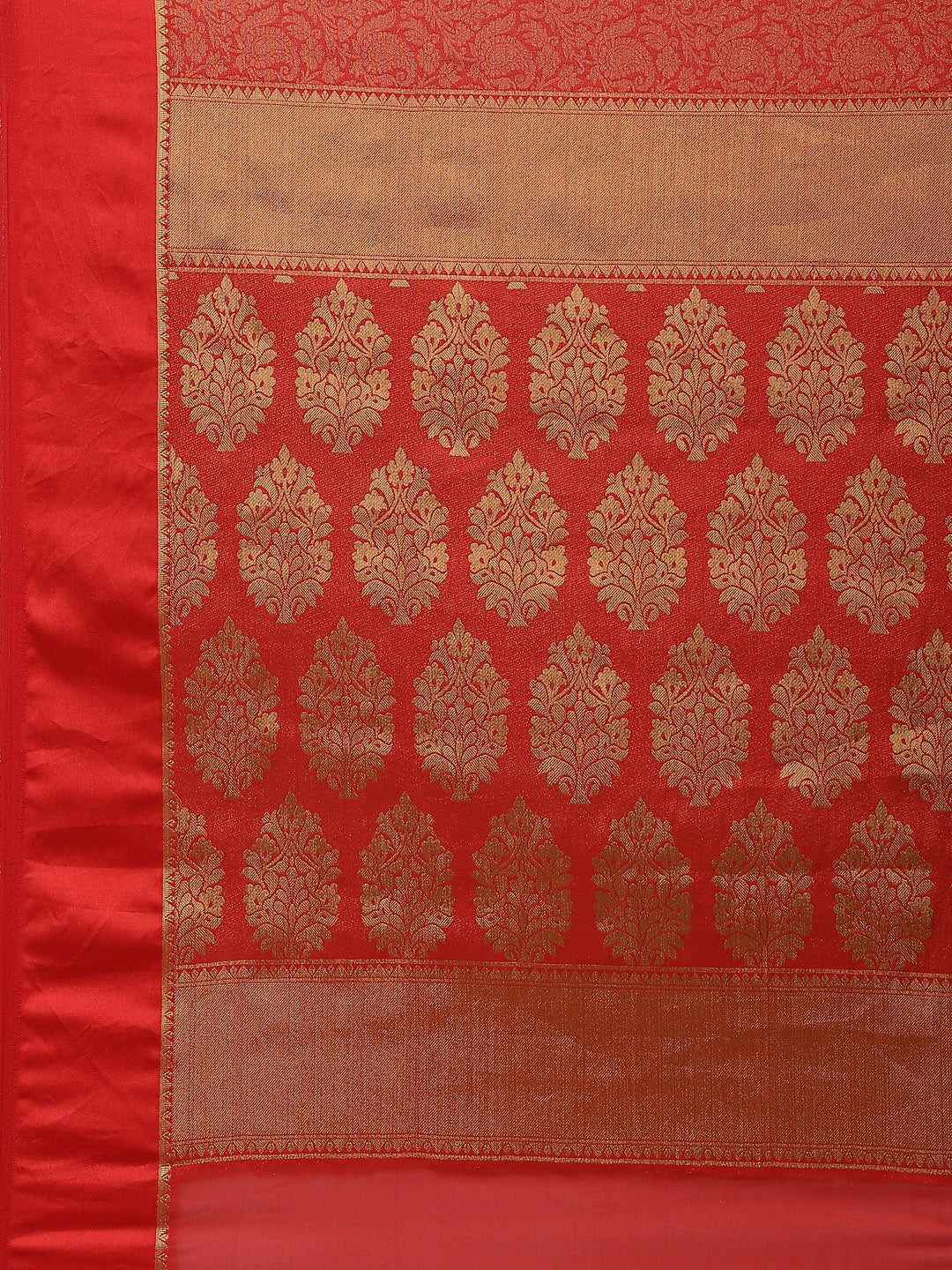 Light Brocade Georgette Plain Saree
