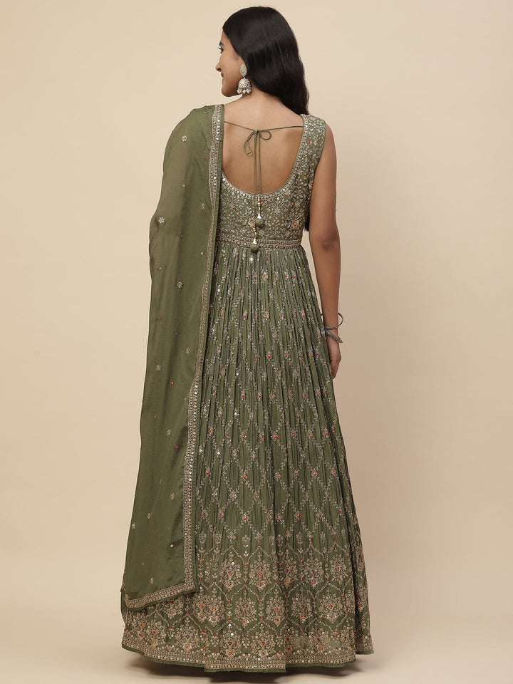Zari Jaal Crepe Anarkali Kurta With Dupatta