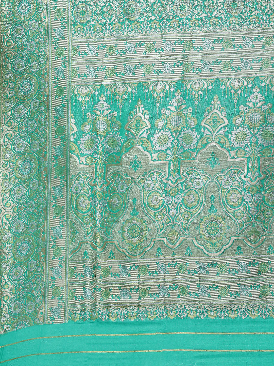 Zari Jaal Handloom Woven Saree