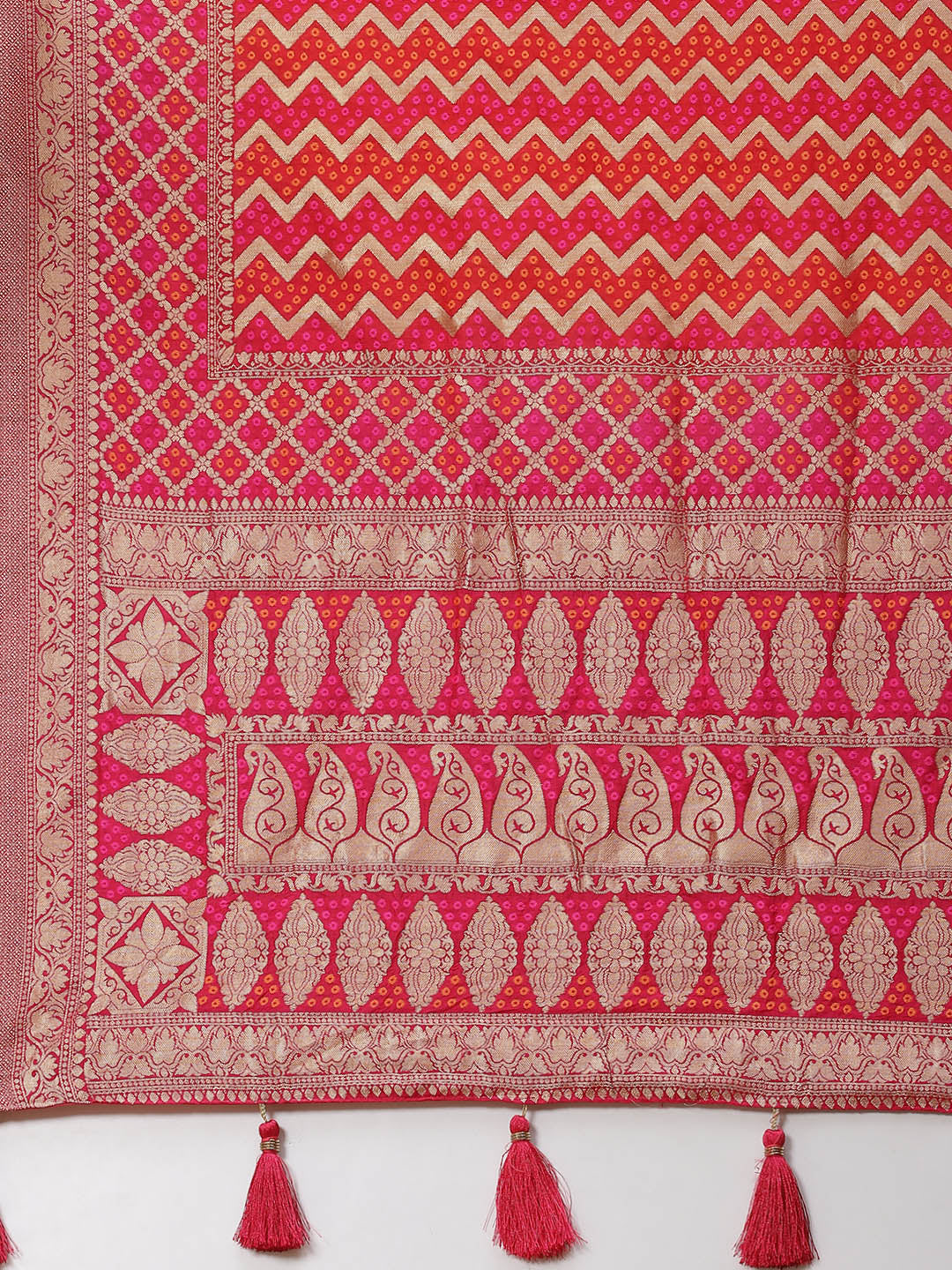 Zari Jaal Banarasi Woven Saree