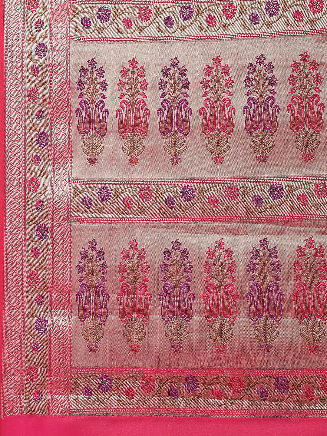 Zari Border Booti Cotton Woven Saree