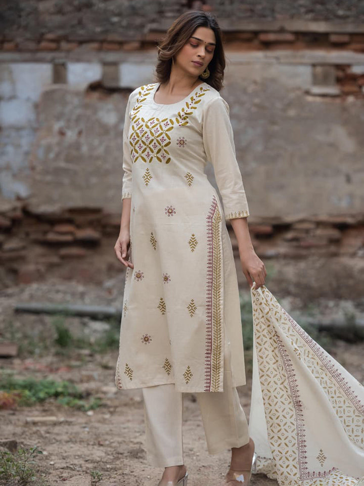 Yellow Embroidered Cotton Blend Straight Suit Set With Dupatta